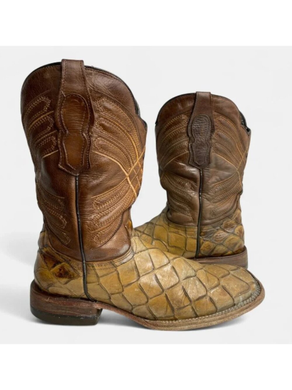 Reywelt Leather Square Toe Pirarucu Fish Pattern Western Cowboy Boots Men's 7.5